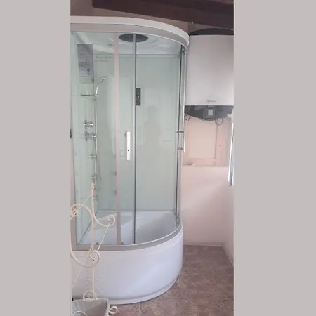 нестандартно бутиково студио за двама романтика 瓦爾納