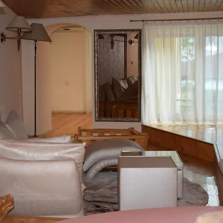 公寓 нестандартно бутиково студио за двама романтика 瓦爾納